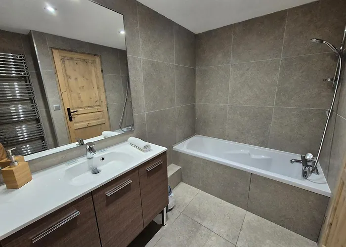 Apartment Bel Moderne, 8 Pers, Pres Pistes, Balcon Sud - Fr-1-811-24 *